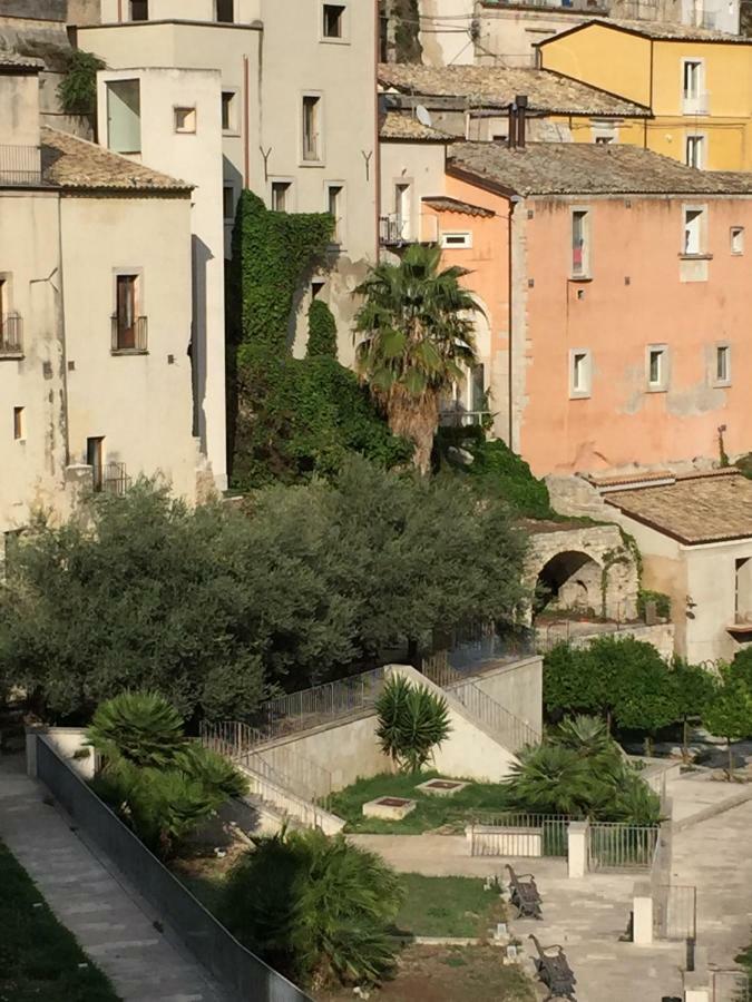 Ibla Rosso Lacca Apartamento Ragusa Exterior foto